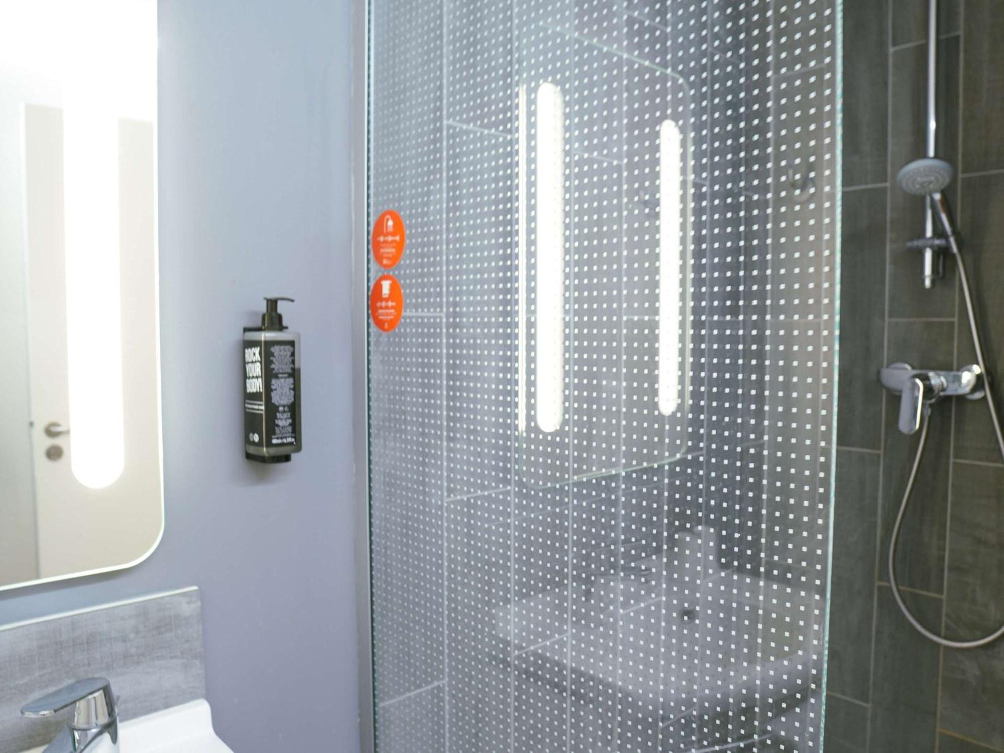 Ibis Caen Porte D'Angleterre Luaran gambar